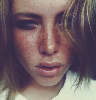 22P Freckles: a constellation 