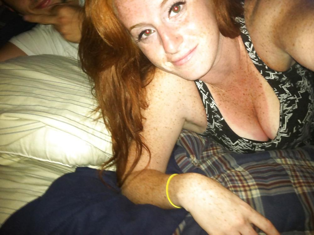 22P Freckles: a constellation 