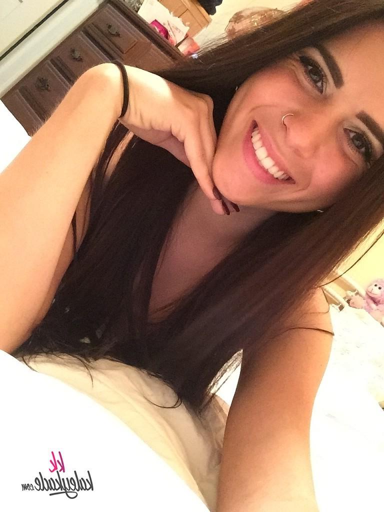 15P Kaley Kade takes selfies while she blows her dildo