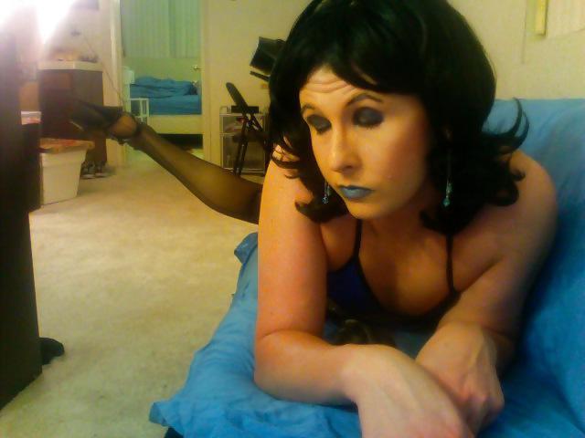 11P Blue Slut preview..