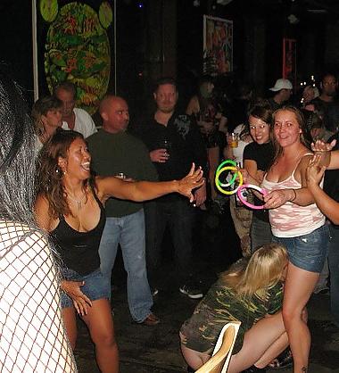 17P Private:  Naughty Fun After Taking Shots In Limo