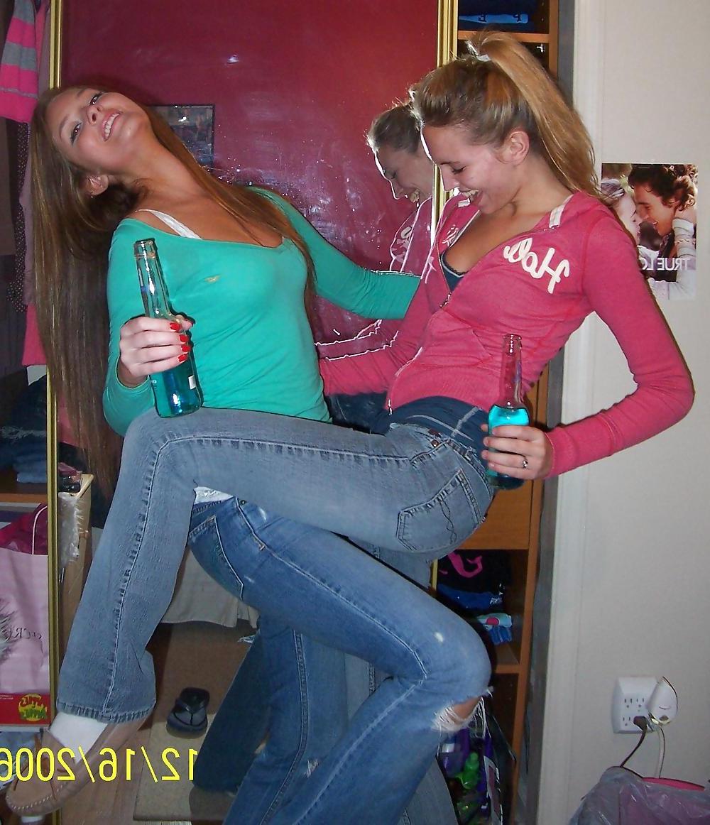 25P Sexy blue jeans