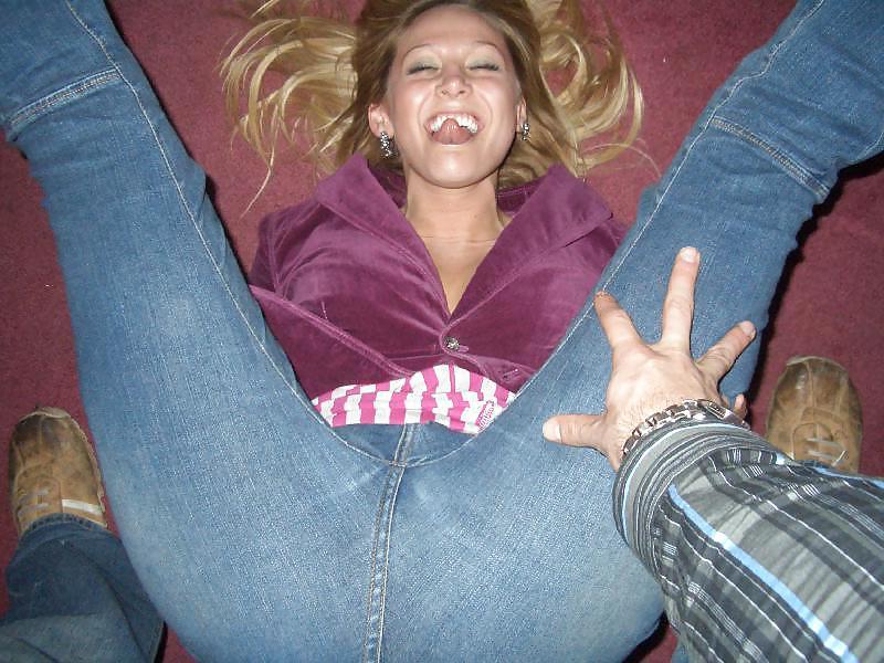 25P Sexy blue jeans