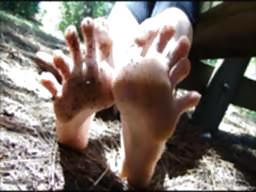 25P Nice dirty Feet (from the web)