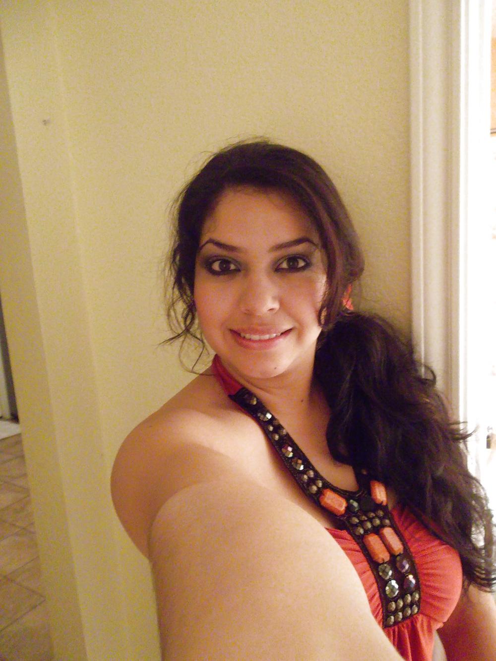 6P Hot mom ready to fuck so hard