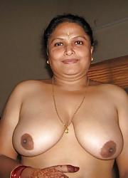 17P Real  indian  aunty nude  booby   body