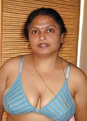17P Real  indian  aunty nude  booby   body