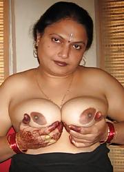 17P Real  indian  aunty nude  booby   body