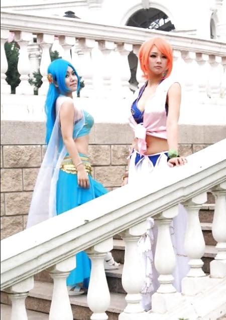 17P Vivi and Nami- cosplay
