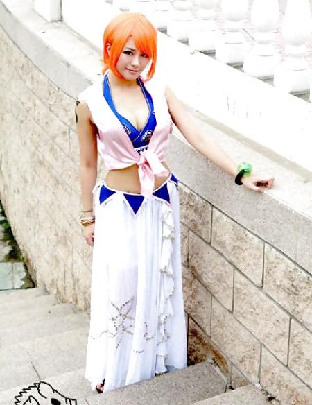 17P Vivi and Nami- cosplay