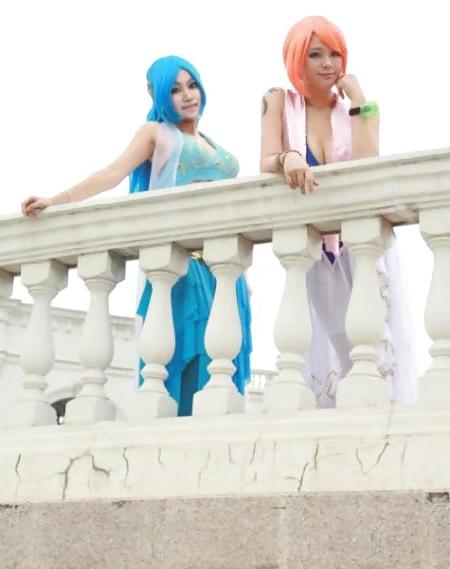 17P Vivi and Nami- cosplay