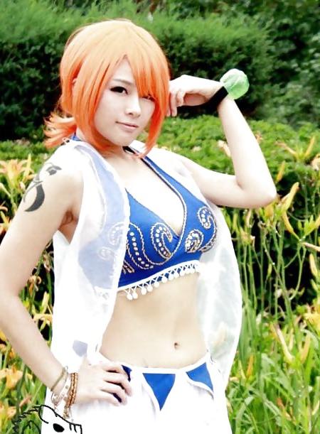 17P Vivi and Nami- cosplay