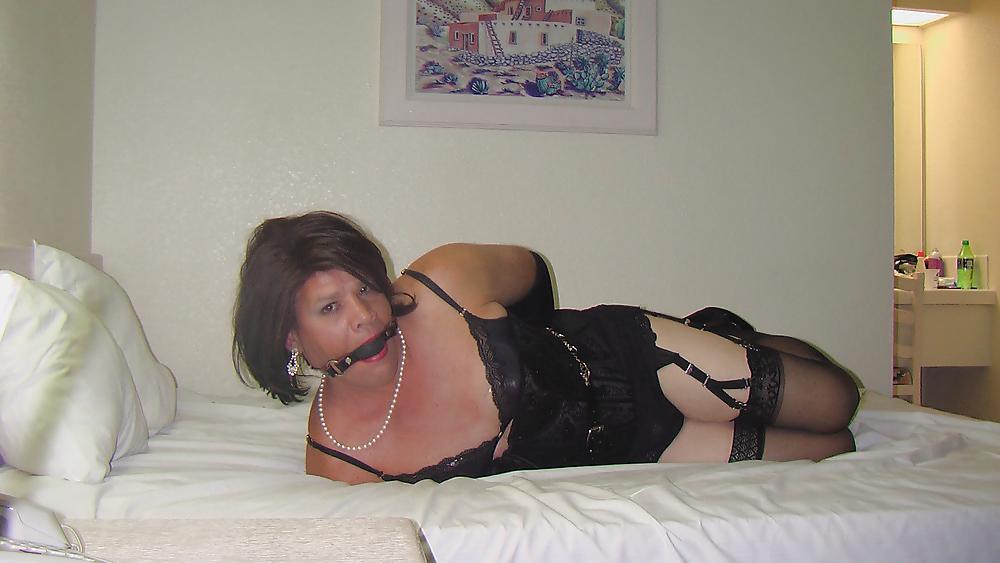 20P Little Miss Christi Bondage