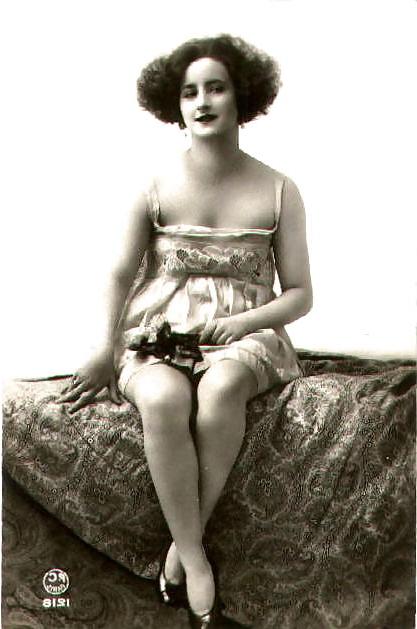 25P Old French postcards 4