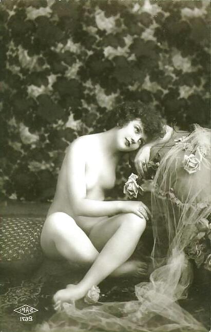 25P Old French postcards 4