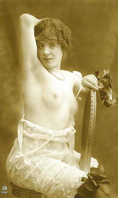 25P Old French postcards 4