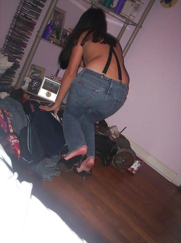 25P Some more sexy girls in blue jeans