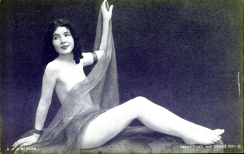 25P Old French postcards 9