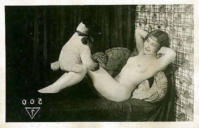 25P Old French postcards 9