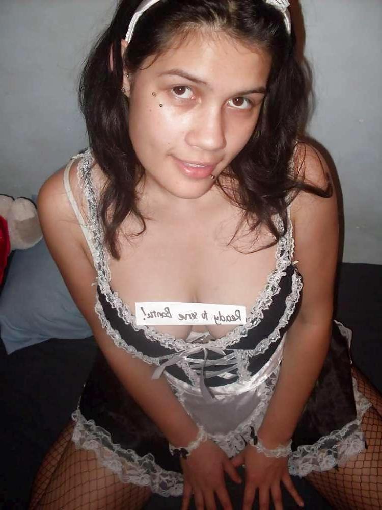 25P BEAUTIFUL BUSTY TEEN GIRL
