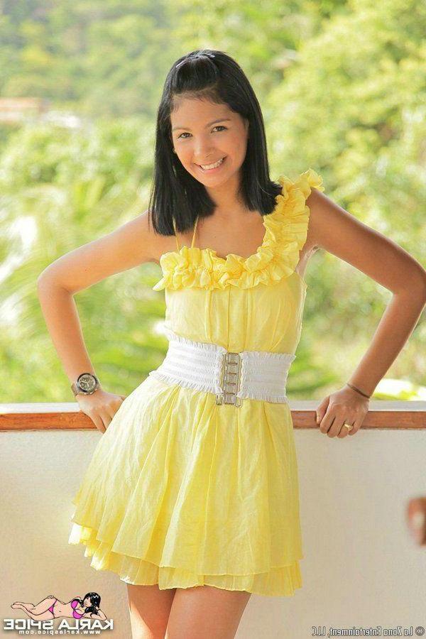 15P Pictures of teen Karla Spice showing off her beautiful body