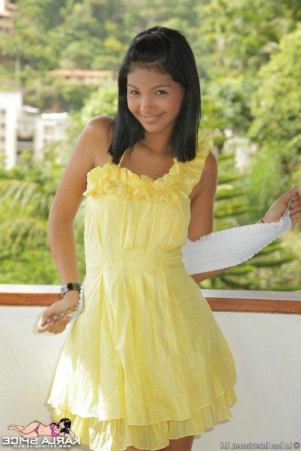 15P Pictures of teen Karla Spice showing off her beautiful body