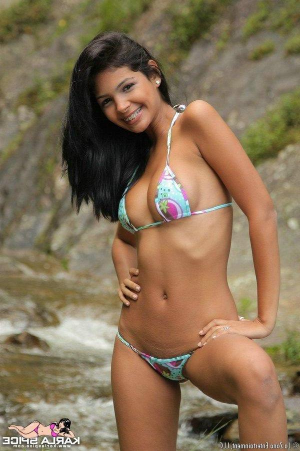 15P Pictures of teen star Karla Spice teasing with her gorgeous body