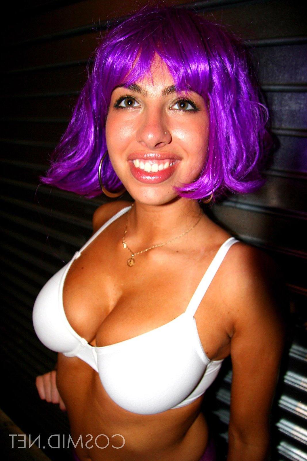 16P Pictures of Kathy dressed up for a sexy night of disco
