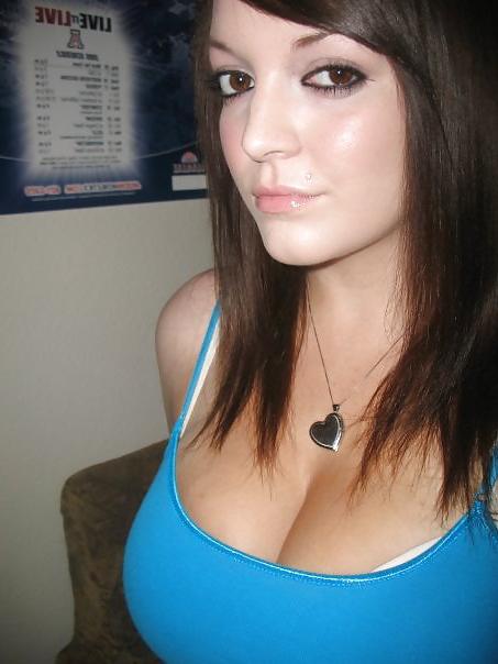 25P Busty Teen