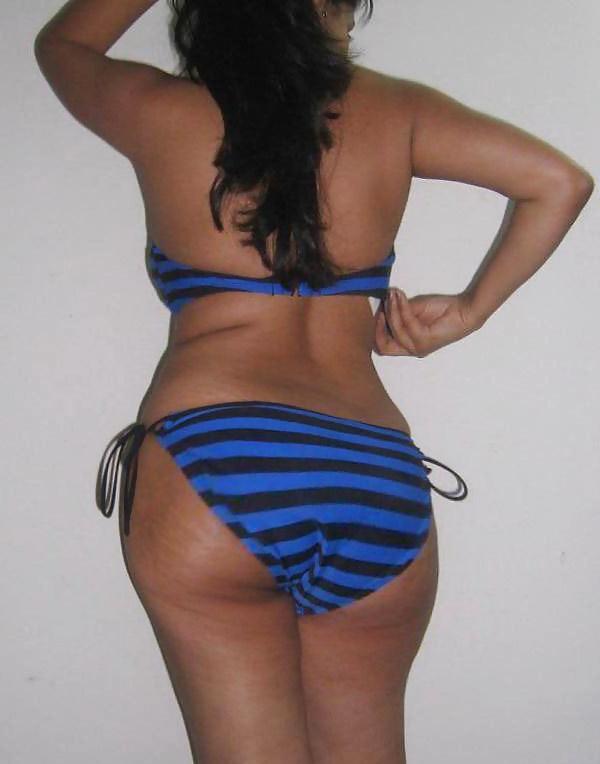 12P Pakistani girl in bikini