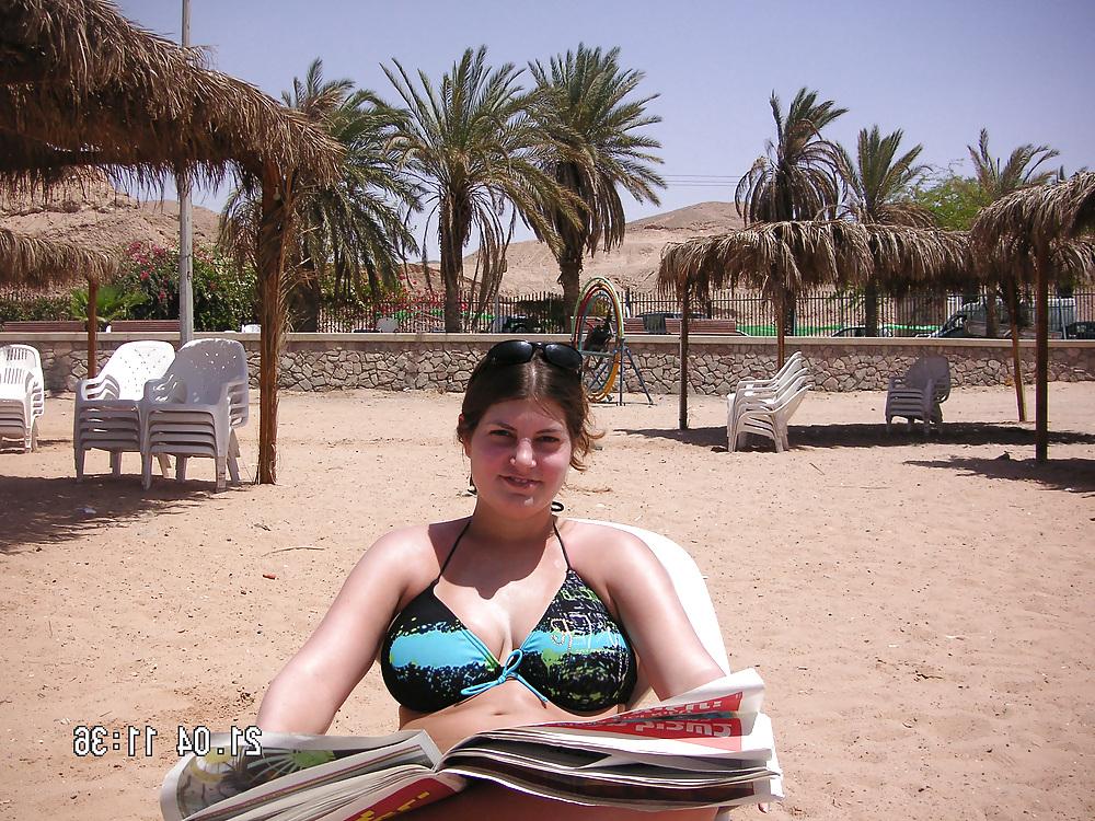 9P Busty Israeli Amateur Girl