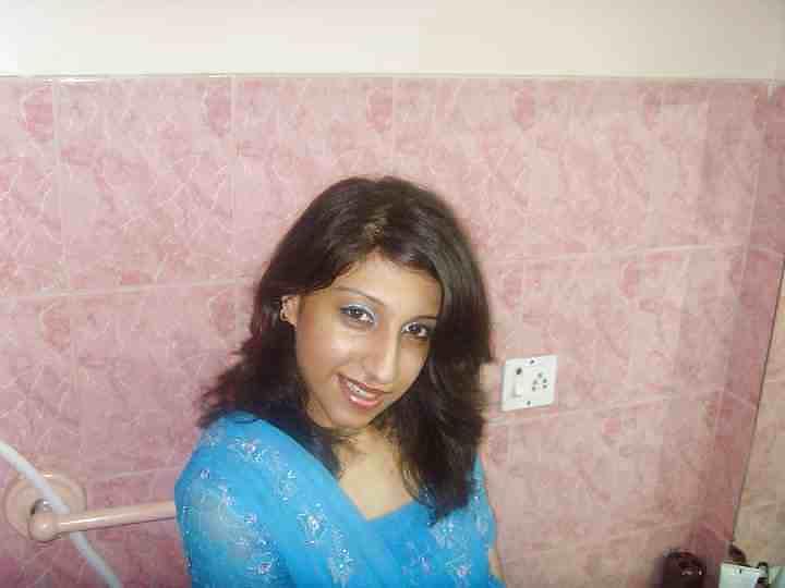 14P My pakistani women