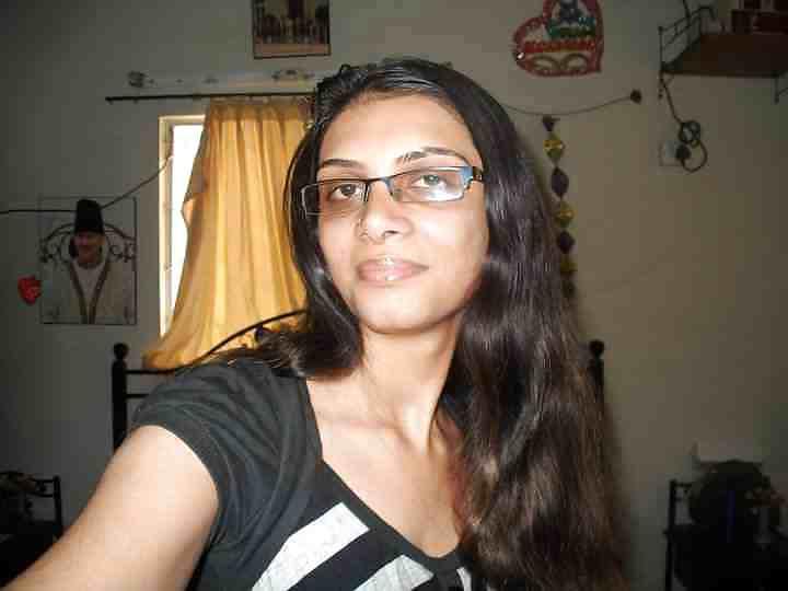 14P My pakistani women