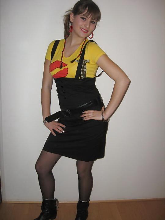 25P SERBIAN HOT GIRLS.....ALL BEAUTIFUL V