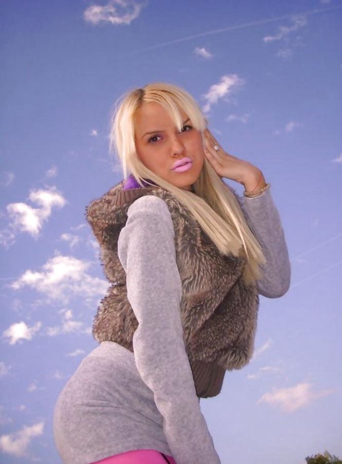 25P SERBIAN HOT GIRLS.....ALL BEAUTIFUL V