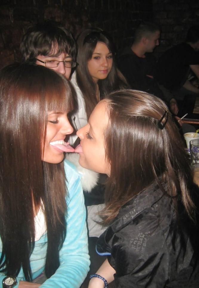 25P SERBIAN HOT GIRLS.....ALL BEAUTIFUL VI