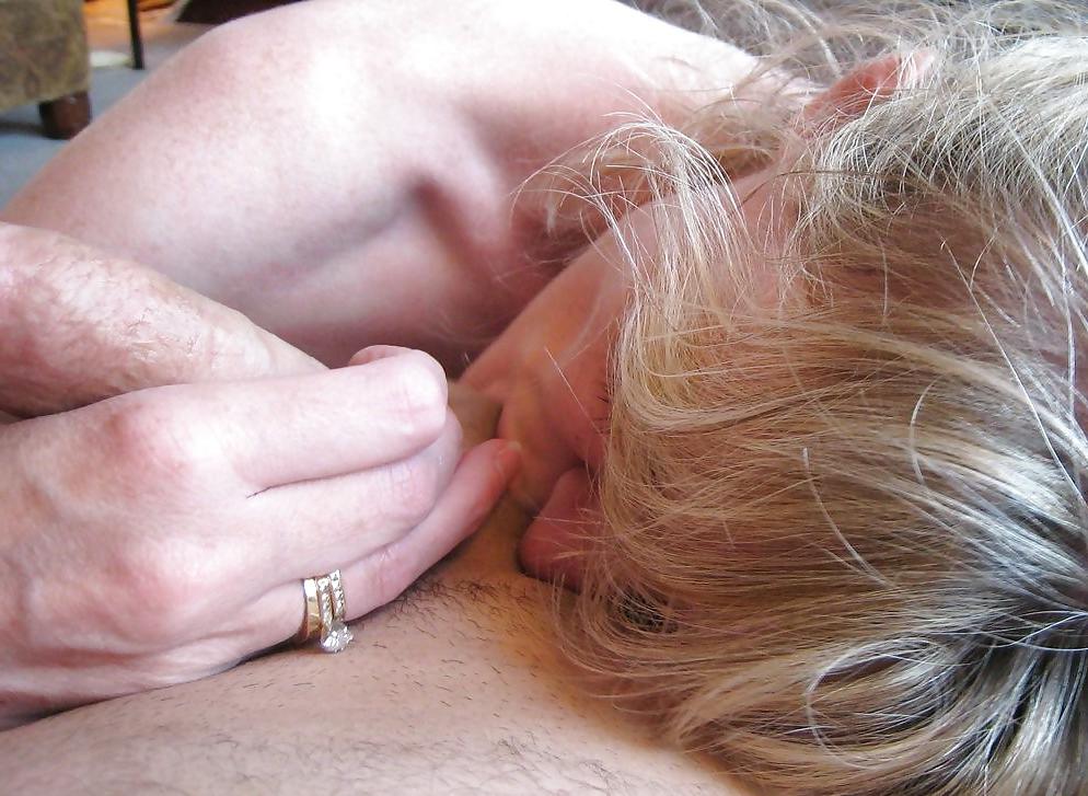 11P MILF with a MOUTHFUL of Cum