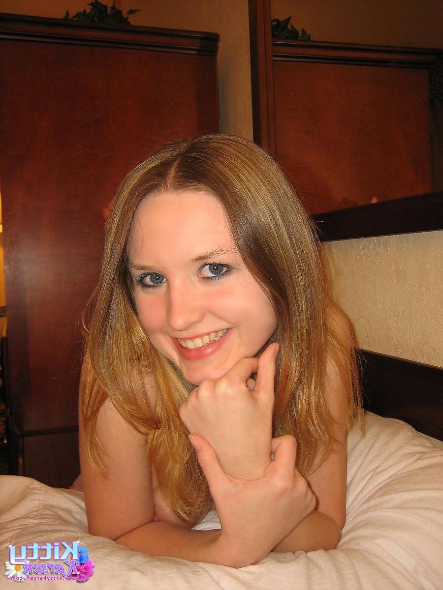 16P Pictures of teen babe Kitty Karsen playing with her nude body