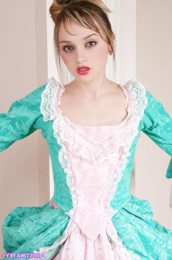 15P Pictures of Kristina Fey exposing her petite teen body for you