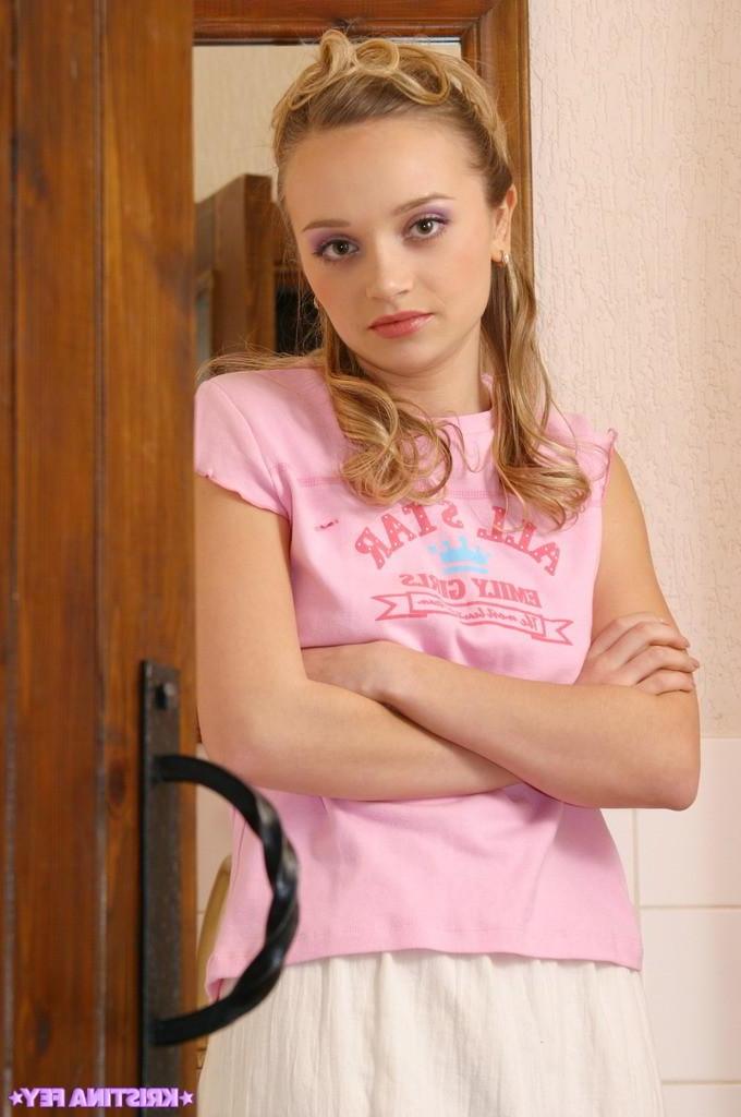 15P Pictures of Kristina Fey showing her petite teen body