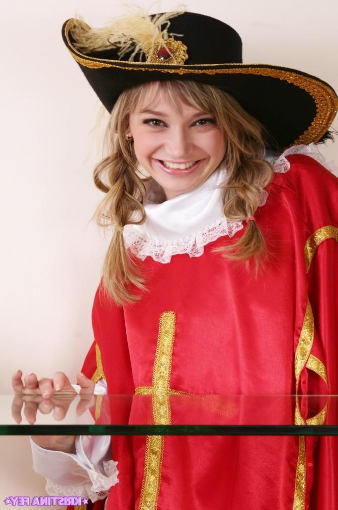 15P Pictures of Kristina Fey stripping out of a costume