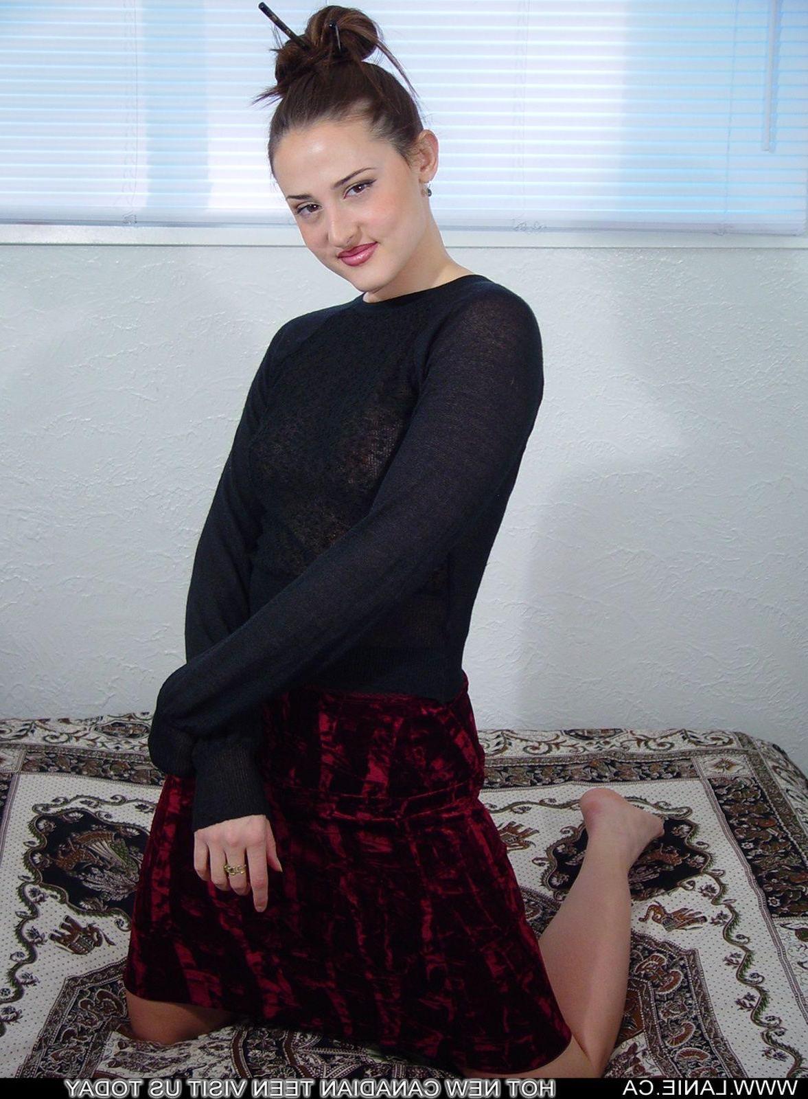 20P Pictures of teen Lanie.ca stripping out of her dress for you