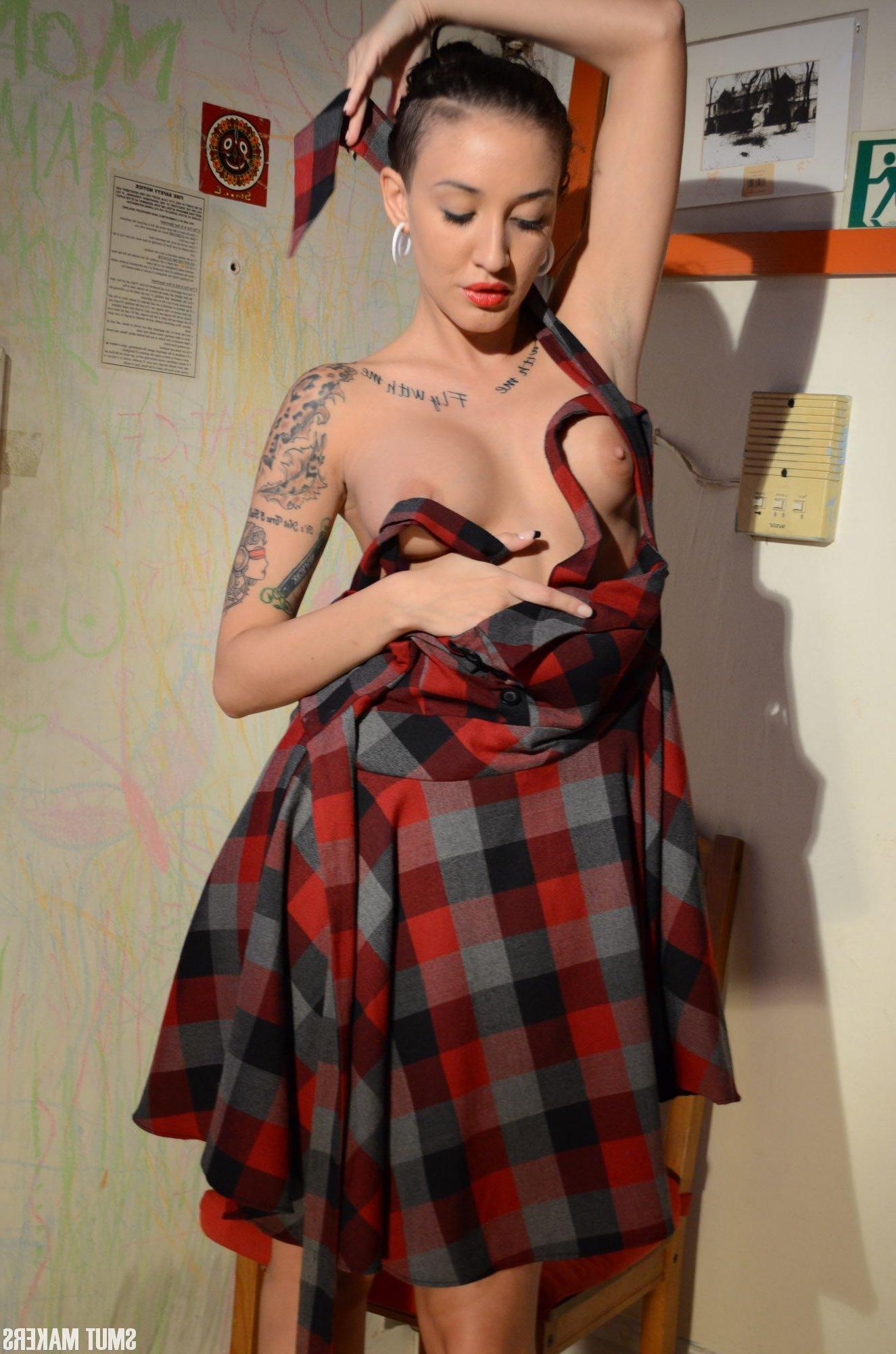 15P Pretty alt girl Lee Von Lux strips out of her sexy plaid dress