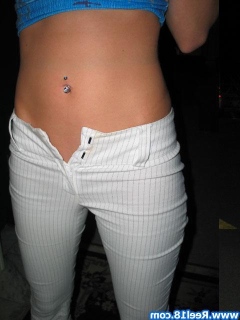 20P Pictures of Lisa West flashing her body parts