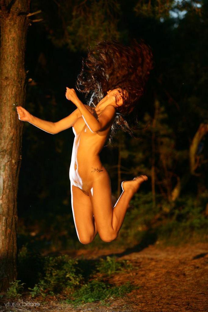 16P Brunette teen Lola B shows off her nude body in the woods