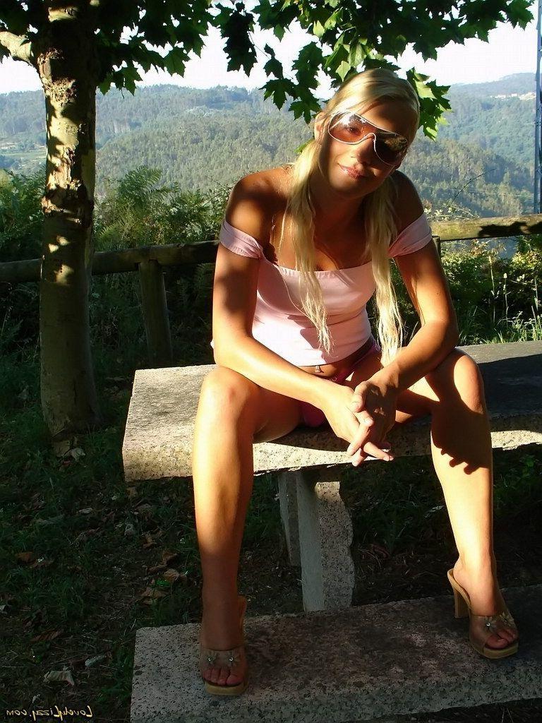 19P Pictures of teen Lovely Lizzy showing her sexy ass