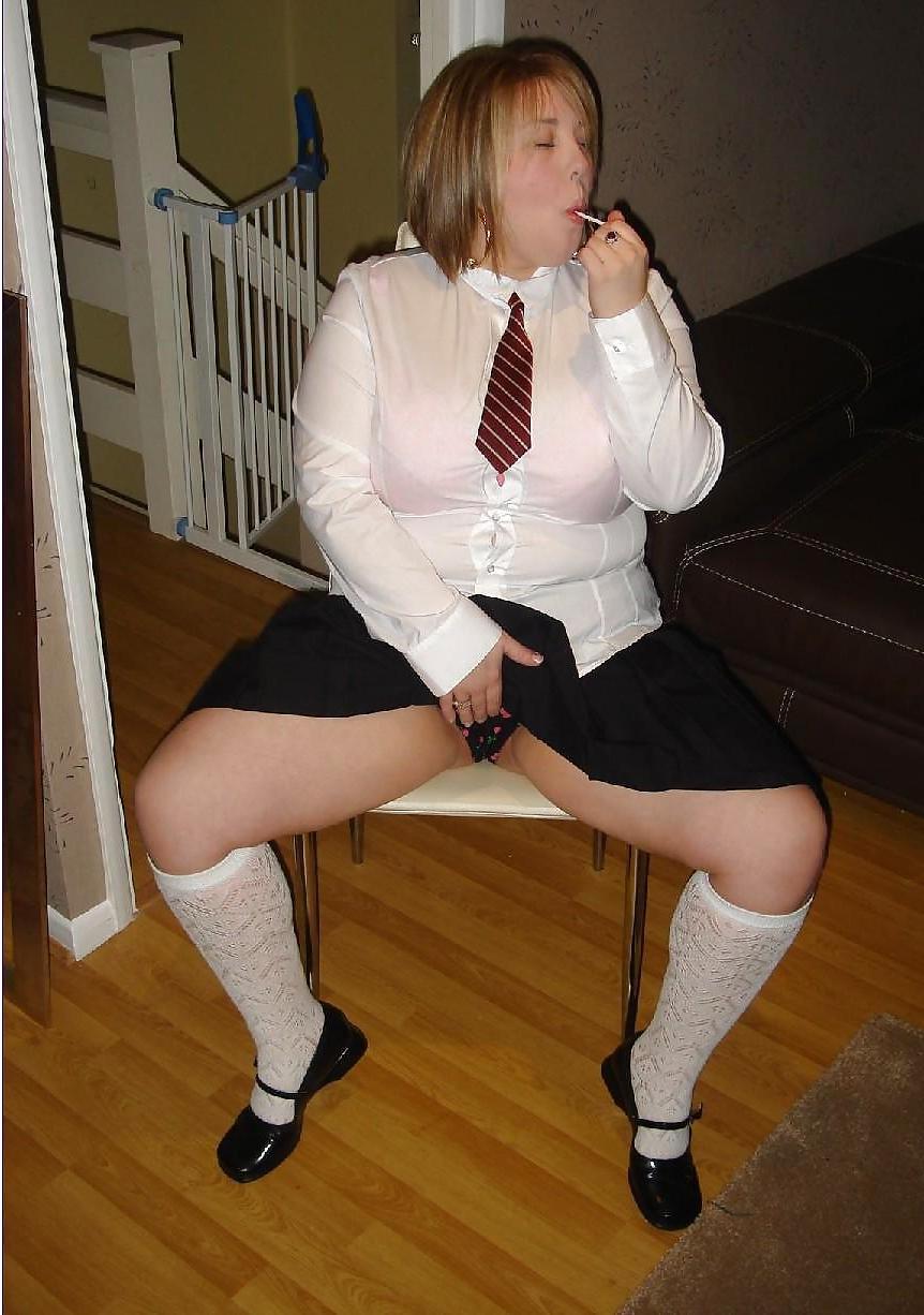 14P This girl has the kind of body I love!