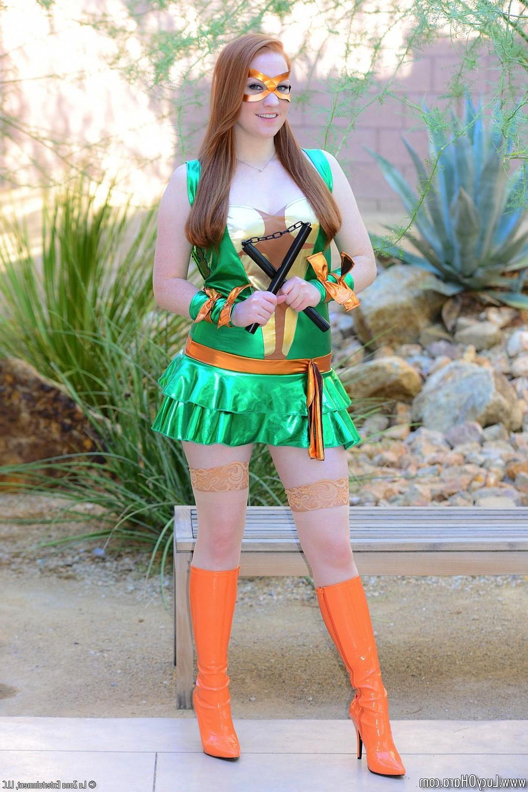 15P Lucy Ohara dresses up in a ninja turtle cosplay outfit and gets down and dirty with her nunchucks