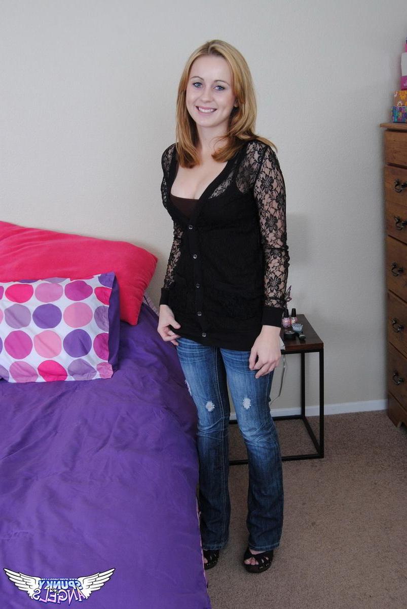 20P Blonde girl Mae Lynn strips for you in the bedroom