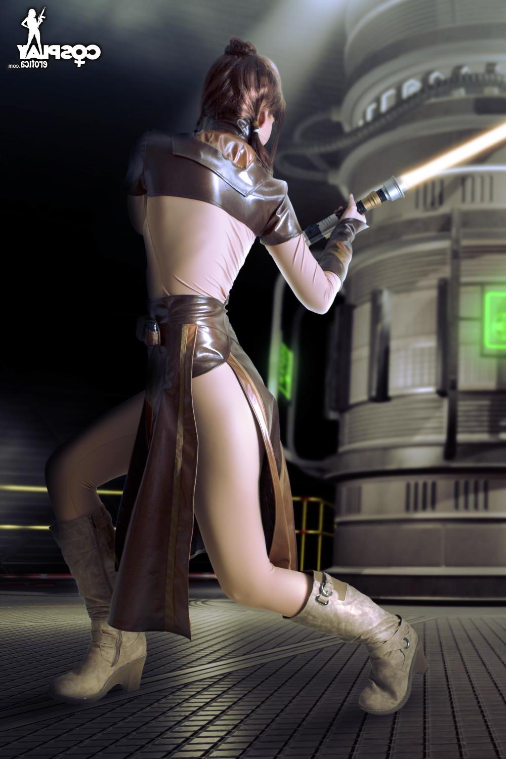 12P Cosplay beautiful Marylin is the sexiest jedi knight ever